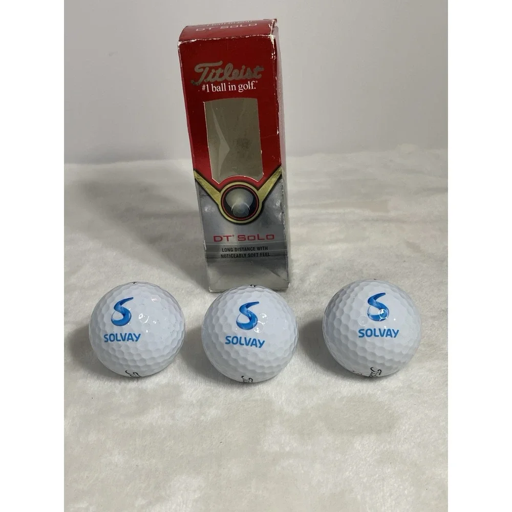 Titleist DT SOLO Golf Balls - Sleeve of 3 Golf Balls With Box